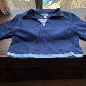 Mid sleeve, navy blue and white collared shirt